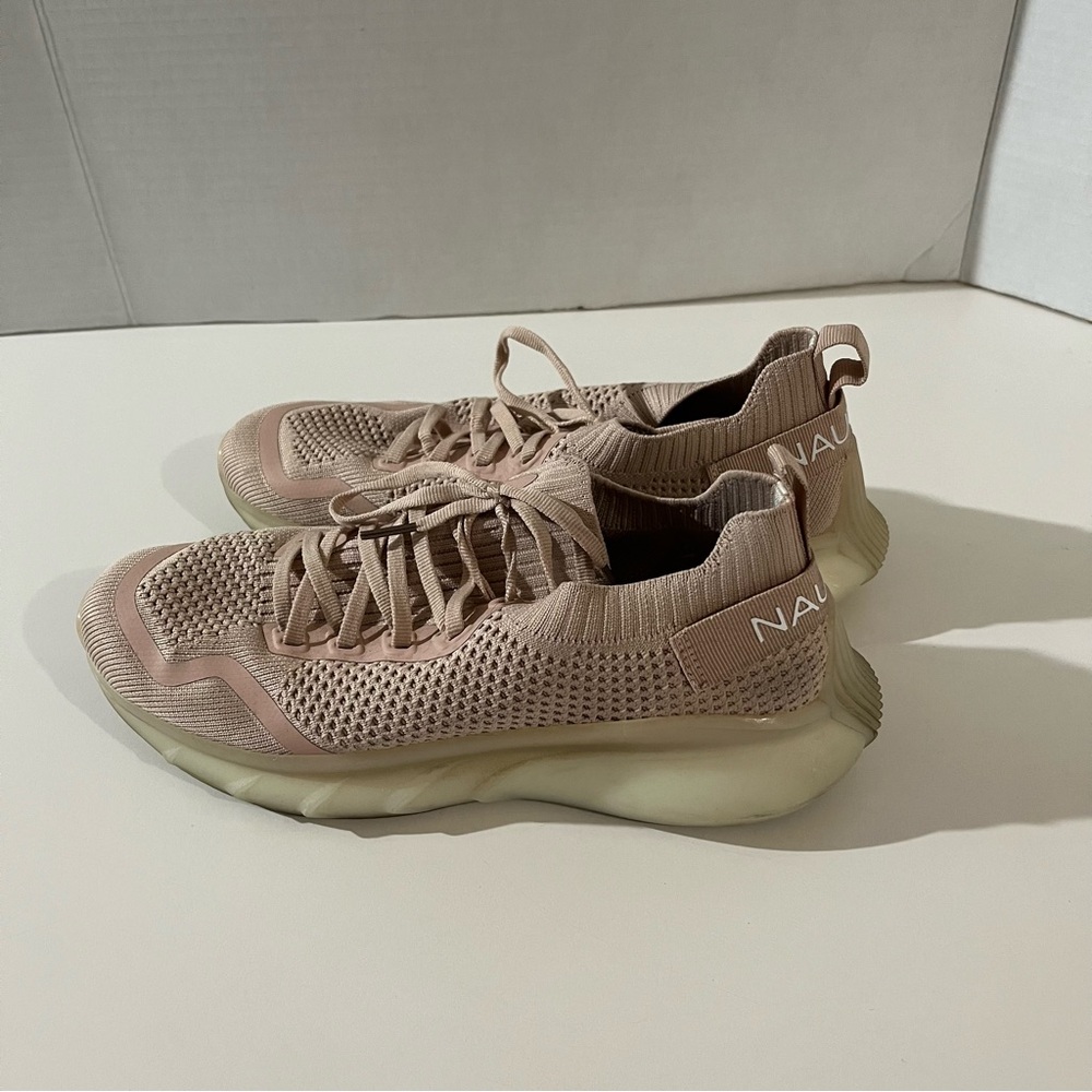 Nautica Pink Sneakers Modern Knit Design Women’s Size 7.5